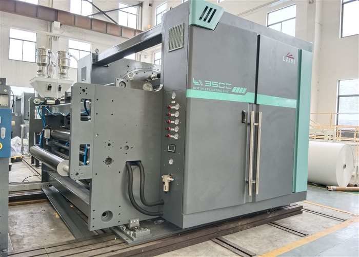 容量 200 - 400 kg/hr エクストルーションコーティングラミネーションマシン マックス.コーティング速度 200 M/Min