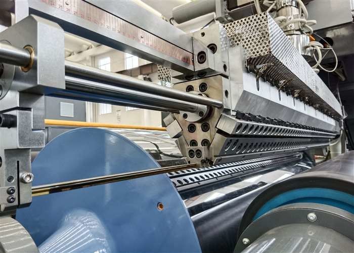 容量 200 - 400 kg/hr エクストルーションコーティングラミネーションマシン マックス.コーティング速度 200 M/Min